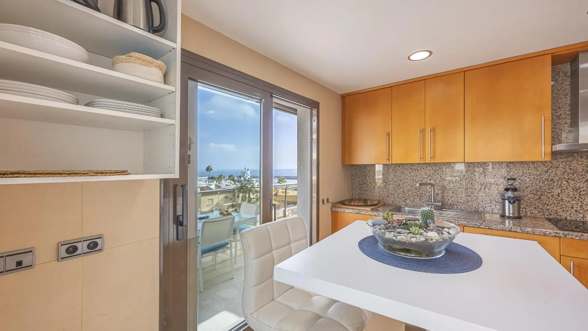 2218-Duplex First Line Beach With Sea View 마닐바 0*,  스페인