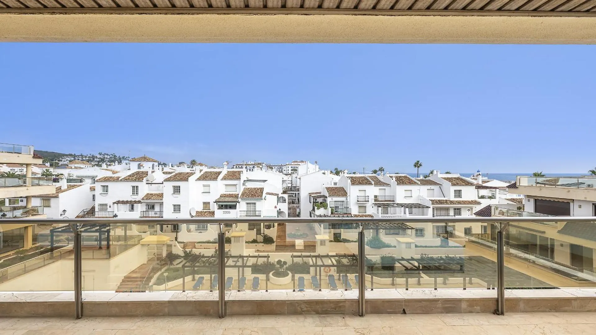 2218-Duplex First Line Beach With Sea View Manilva Spain