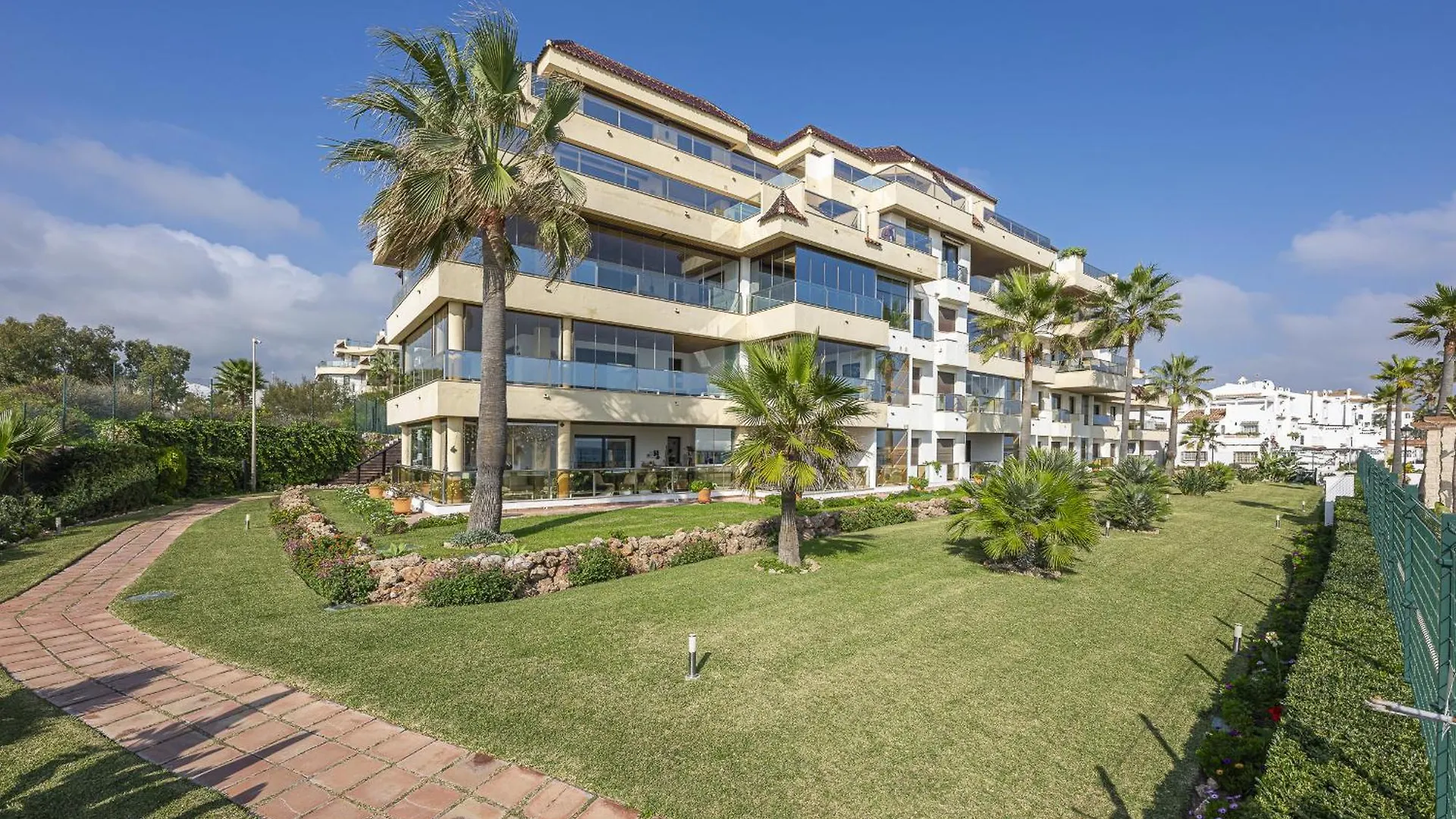 Apartment 2218-Duplex First Line Beach With Sea View Manilva Spain