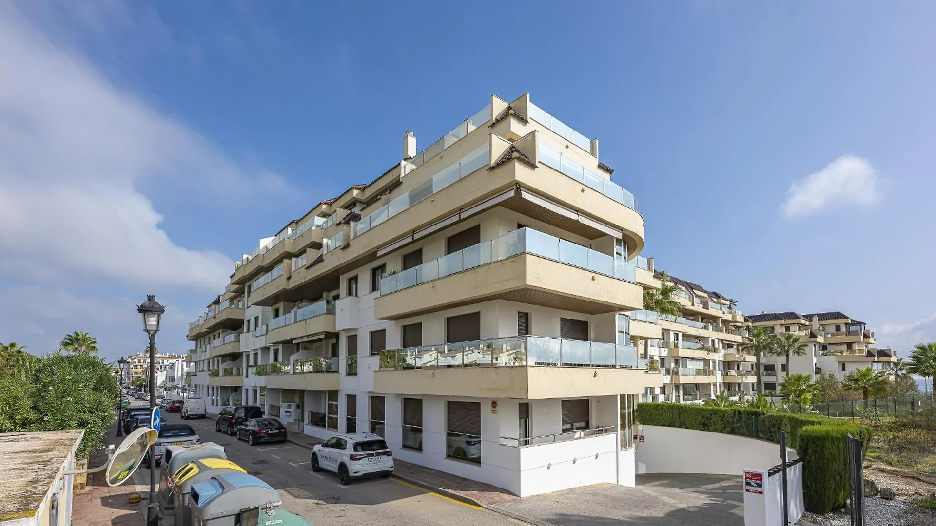 2218-Duplex First Line Beach With Sea View Manilva