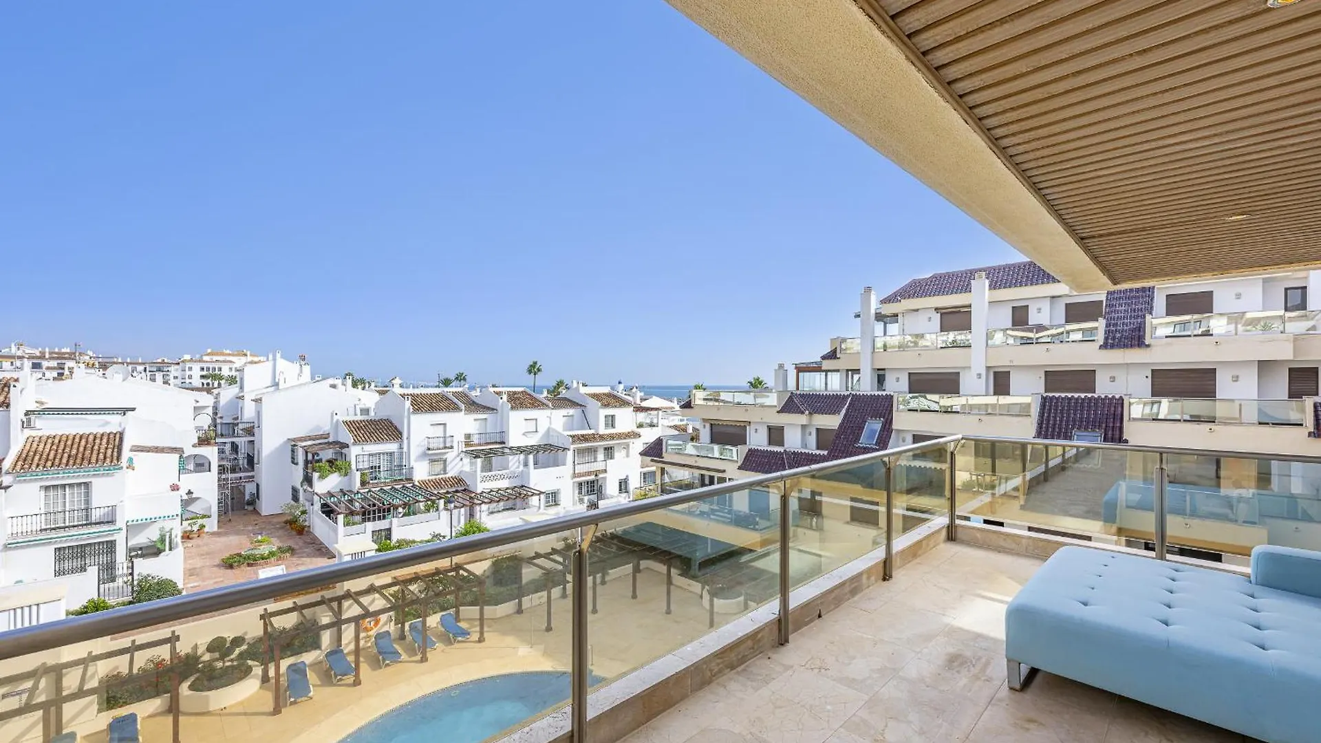 2218-Duplex First Line Beach With Sea View Manilva